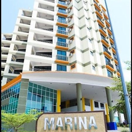 Marina Heights Seaview Resort 2 Lumut Eksteriør billede
